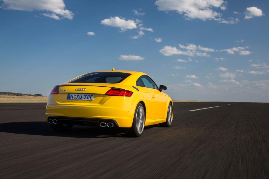  Audi TTS Coupe (8S) 2015 года  (AU) (фото 3 из 19)